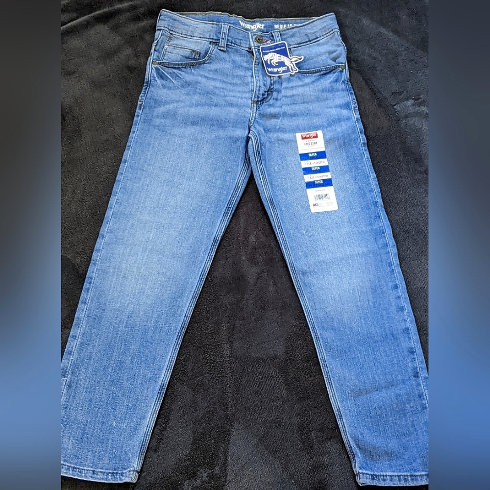 NWT Boys Wrangler Size 10 Stretch Jeans